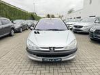 Peugeot 206 1.4i Benzine Met Airco * 1 JAAR GARANTIE * !, Auto's, Voorwielaandrijving, Stof, Zwart, 4 cilinders