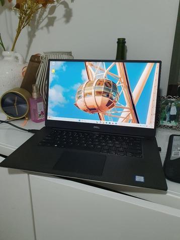 Dell XPS 15 7590 32gb ram 2 Terabyt SSD GTX 1650 + Extra's!! beschikbaar voor biedingen
