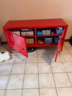 Rode metalen kast ikea, Ophalen, Zo goed als nieuw