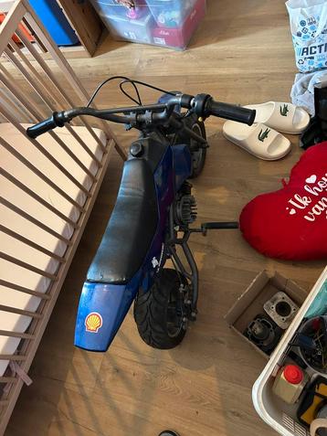 MOET WEG!!!! pocket bike beschikbaar voor biedingen