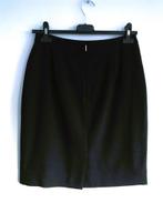 Hugo Boss - klassieke wollen zwarte rok - IT40 (B36), Kleding | Dames, Rokken, Zwart, Ophalen of Verzenden, Zo goed als nieuw