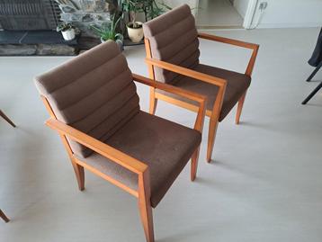 2 Vintage stoelen Scandinavische stijl