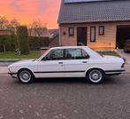 BMW 520i E28 | Manueel | Originele staat, Auto's, Wit, Handgeschakeld, Particulier, 5 Reeks