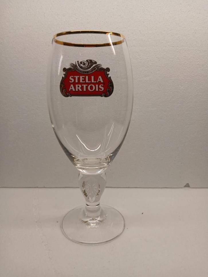 Verre sur pied STELLA ARTOIS 50 cl en parfait état, Collections, Marques de bière, Comme neuf, Verre ou Verres, Stella Artois