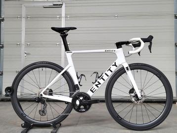 Entity Bullet racefiets beschikbaar voor biedingen