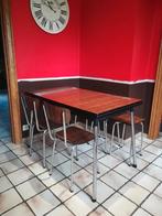 Table + 2 chaises + 3 tabourets, Gebruikt, Ophalen