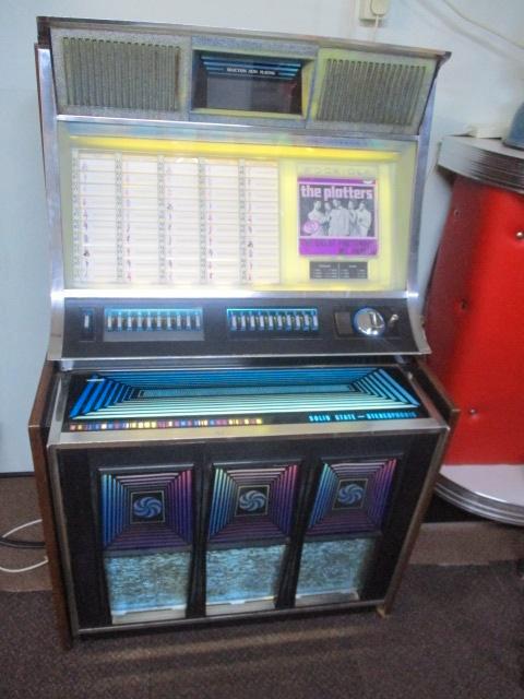 JUKEBOX ROCK-OLA  445  100 SEL  vaste prijs, Verzamelen, Automaten | Jukeboxen, Gebruikt, Rock Ola, 1970 tot heden, Met singles