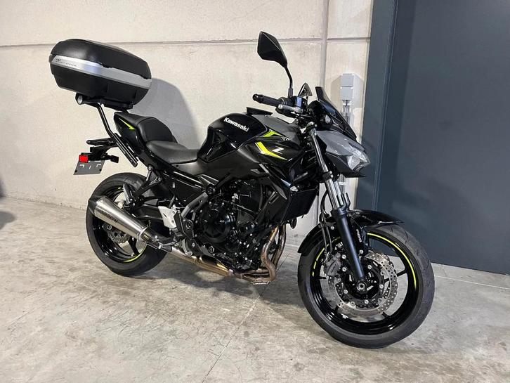 Kawasaki Z650 met extra's (bj 2024), Motoren, Motoren | Kawasaki, Bedrijf, Overig, meer dan 35 kW