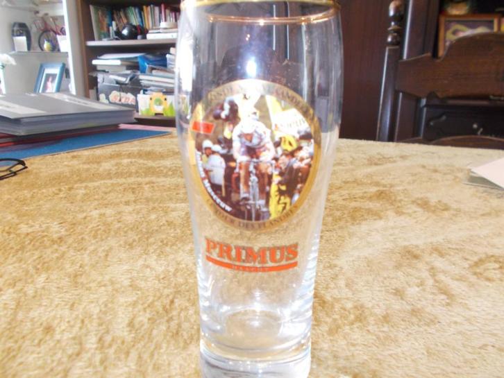 Ronde van Vlaanderen, Verzamelen, Sportartikelen en Voetbal, Zo goed als nieuw, Overige typen, Ophalen of Verzenden