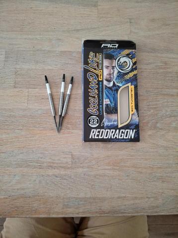 Red Dragon Luke Humphries TX1 90% 22 gr + Red Dragon Raptor  beschikbaar voor biedingen