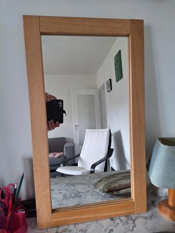 Rechthoekige spiegel met TEAKhouten frame in perfecte staat. beschikbaar voor biedingen