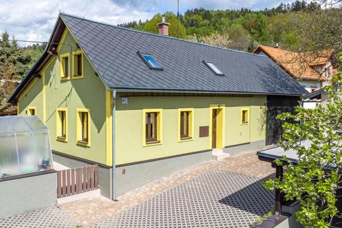 Villa te koop in Tsjechie met mogelijkheid gastenverblijf, Immo, Huizen en Appartementen te koop, 500 tot 1000 m², Vrijstaande woning