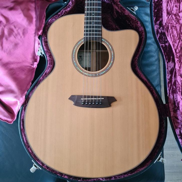 Naga sje-18c, Muziek en Instrumenten, Snaarinstrumenten | Gitaren | Akoestisch, Gebruikt, Ophalen