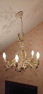 Antieke romantische hangluchter, Enlèvement