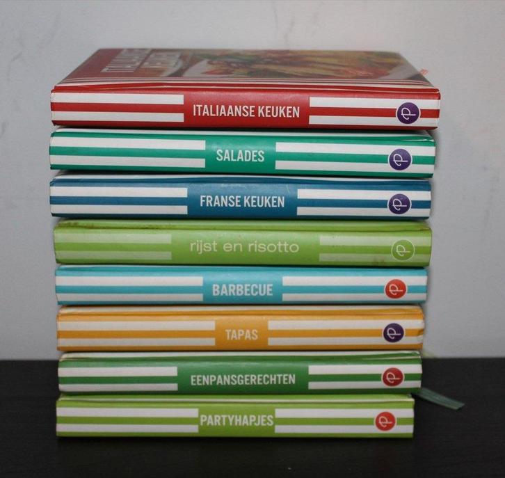 8 DELEN UIT DE SERIE "MEER DAN 100 ONMISBARE RECEPTEN", Boeken, Kookboeken, Nieuw, Ophalen of Verzenden