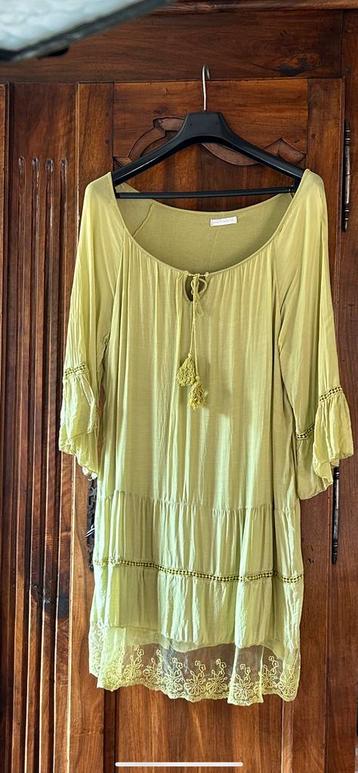 Robe couleur citron vert