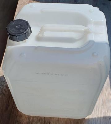 Bidon van 20 liter  beschikbaar voor biedingen