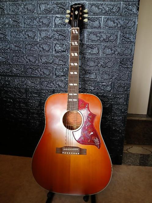 Epiphone Inspired by Gibson Hummingbird, Muziek en Instrumenten, Snaarinstrumenten | Gitaren | Akoestisch, Gebruikt, Western- of Steelstringgitaar