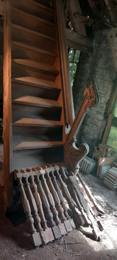 Vol eiken trap, Doe-het-zelf en Bouw, Ladders en Trappen, Zo goed als nieuw, Trap, Ophalen