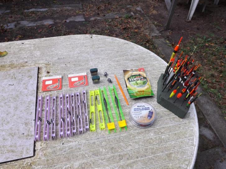 50 dpoppers + tuigen + draad + lijnen + lood + onderlijnen, Watersport en Boten, Hengelsport | Witvissen, Nieuw, Dobber of Lood