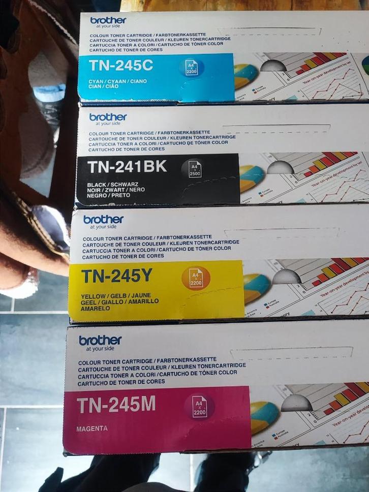 Brother TN-241BK TN-245C TN-245C TN-245M TN-245Y cartridges, Computers en Software, Printerbenodigdheden, Nieuw, Toner, Ophalen
