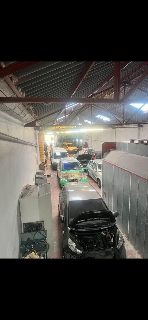 Garage a remettre sur bruxelles, Zakelijke goederen, Exploitaties en Overnames