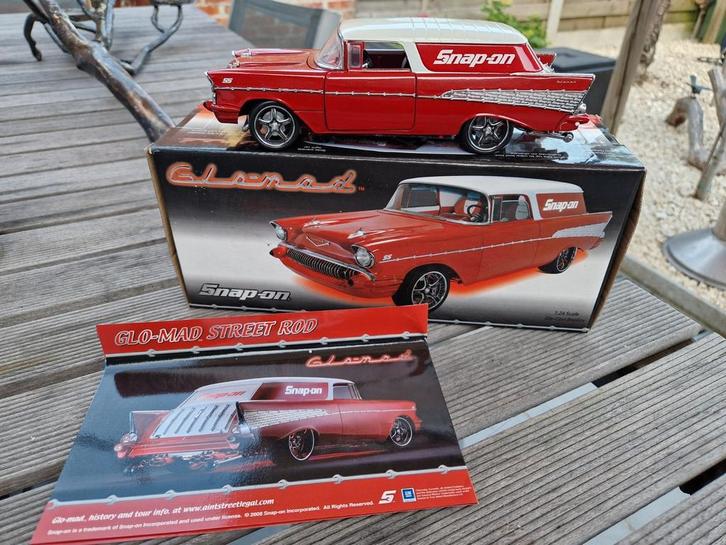 2008 Crown Premium 1/24 Snap-on Glo-Mad, Hobby en Vrije tijd, Modelauto's | 1:24, Nieuw, Motor, Ophalen of Verzenden
