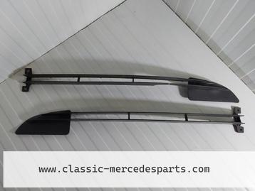 Bumperroosters / radiatorgrille Mercedes W123 Links en recht beschikbaar voor biedingen