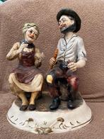Italiaans biscuitporcelein beeldje Capodimonte, Antiek en Kunst, Ophalen of Verzenden