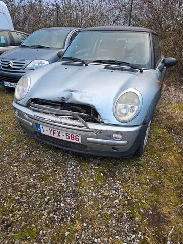 Mini pour pieces ou à réparer  beschikbaar voor biedingen