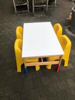 Table pour enfants avec chaises pour manger, Enfants & Bébés, Chambre d'enfant | Tables & Chaises, Comme neuf, Enlèvement, Table(s) et Chaise(s)