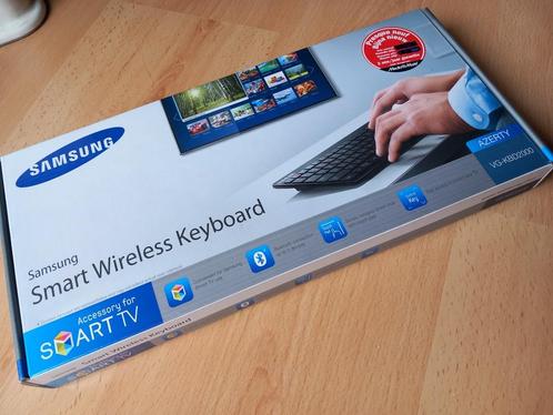 Samsung Azerty Bluetooth-Toetsenbord, Computers en Software, Toetsenborden, Zo goed als nieuw, Azerty, Draadloos, Ophalen of Verzenden