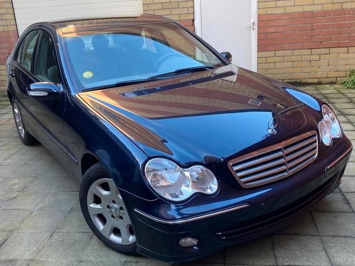 Mercedes C200Kompressor 1.8i Essence Euro4 6/2004 Cuir Clim, Auto's, Mercedes-Benz, Bedrijf, Te koop, C-Klasse, ABS, Airbags, Airconditioning