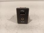 AUX POORT met usb Nissan Micra (K14) (795405504), Gebruikt, Nissan