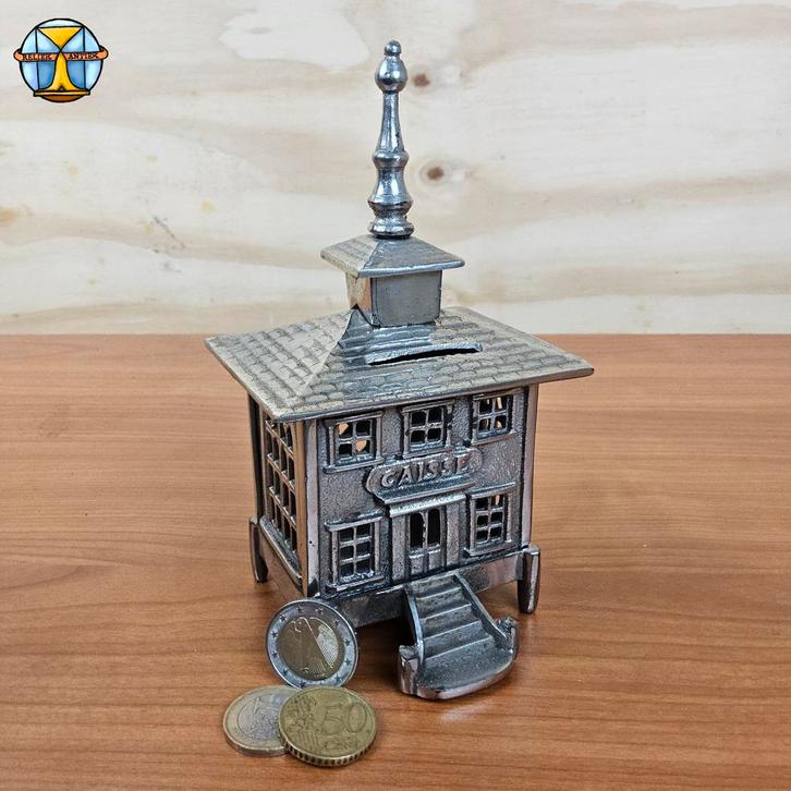 Antieke Metalen Spaarpot Tianjin China (Frans Belgie) Pagode, Verzamelen, Spaarpotten, Ophalen of Verzenden