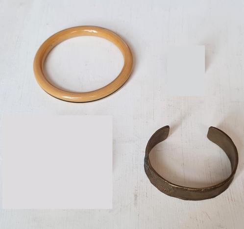 2 vintage armbanden oa. brons bangel, Handtassen en Accessoires, Armbanden, Gebruikt, Overige materialen, Bruin, Ophalen of Verzenden