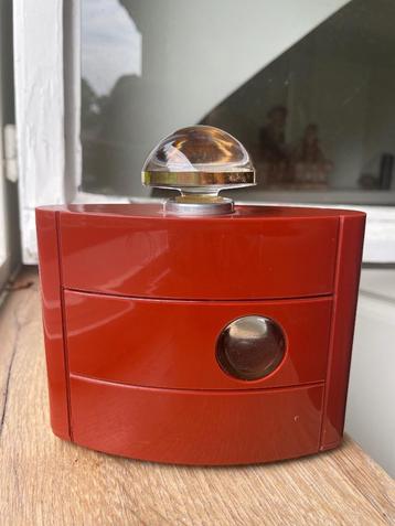 Flacon vide de parfum *Opium* Yves Saint-Laurent beschikbaar voor biedingen