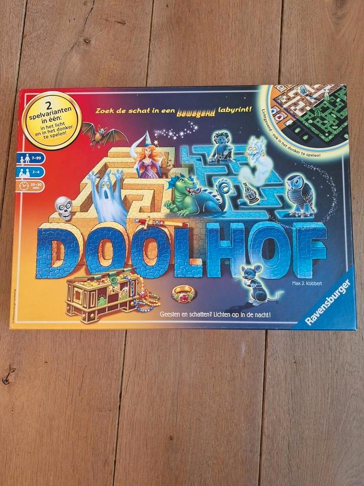 Doolhof glow in the dark gezelschapsspel, Hobby en Vrije tijd, Gezelschapsspellen | Bordspellen, Zo goed als nieuw, Ophalen of Verzenden