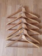 7 houten kleerhangers aan 1 € / st, ook apart te koop, Vêtements | Femmes, Cintres, Enlèvement ou Envoi, Bois, Adultes