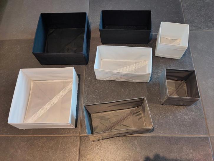 Skubb bakjes Ikea wit grijs zwart, Maison & Meubles, Maison & Meubles | Autre, Comme neuf, Enlèvement