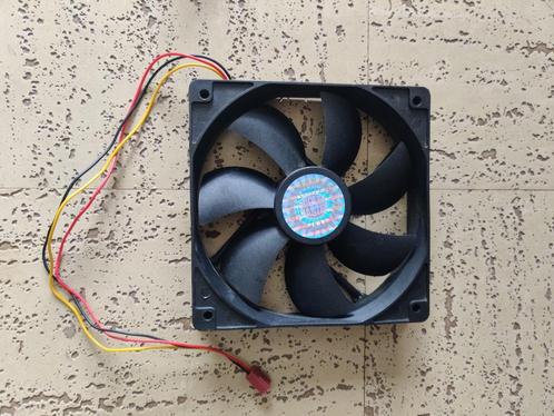 A vendre: Coolermaster 120mm black fan, Informatique & Logiciels, Refroidisseurs d'ordinateur, Comme neuf, Refroidisseur ordinateur à air