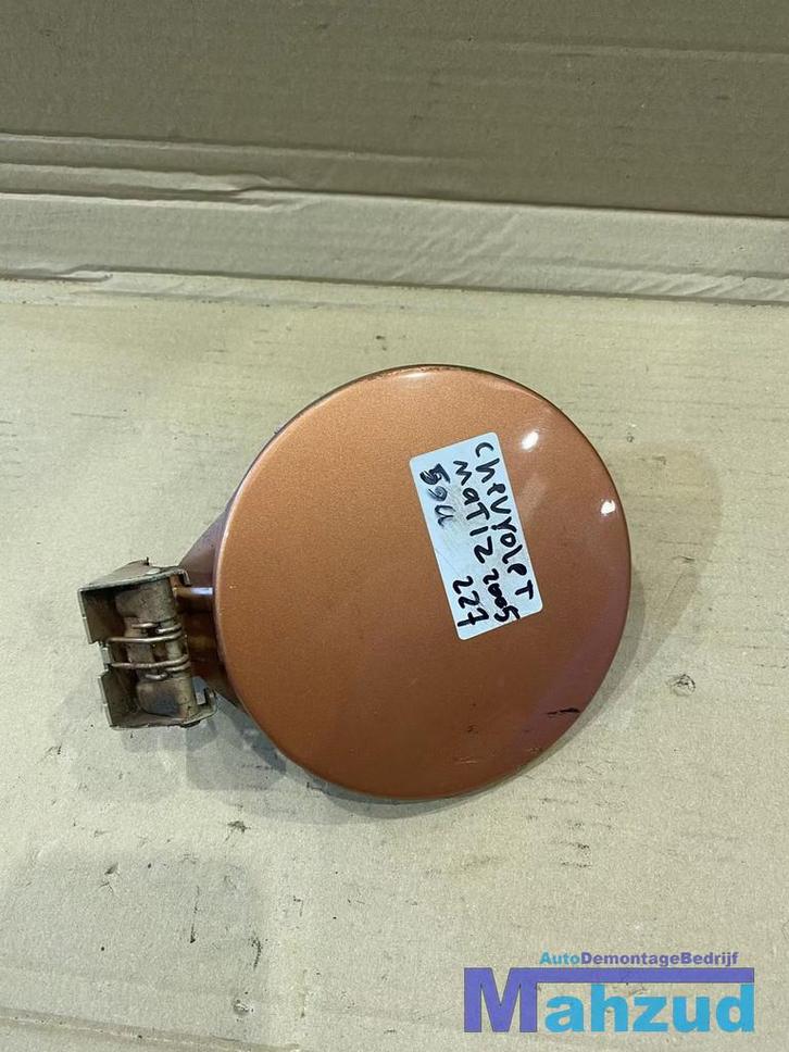 CHEVROLET MATIZ oranje 59U Tankklep 2005-2008, Autos : Pièces & Accessoires, Carrosserie & Tôlerie, Chevrolet, Utilisé