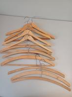 10 cintres en bois, Kleding | Dames, Kledinghangers, Ophalen, Gebruikt, Hout