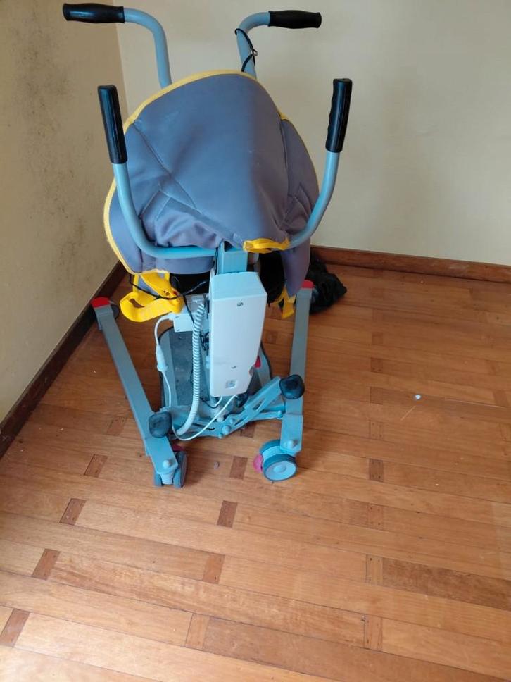 un verticalisateur, Services & Professionnels, Soins à domicile & Assistant(e)s Accoucheur(euse)s, Soins aux handicapés, Soins aux personnes âgées