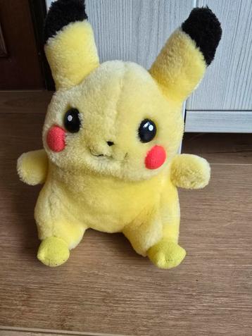 Oldschool mega schattige Pikachu beschikbaar voor biedingen