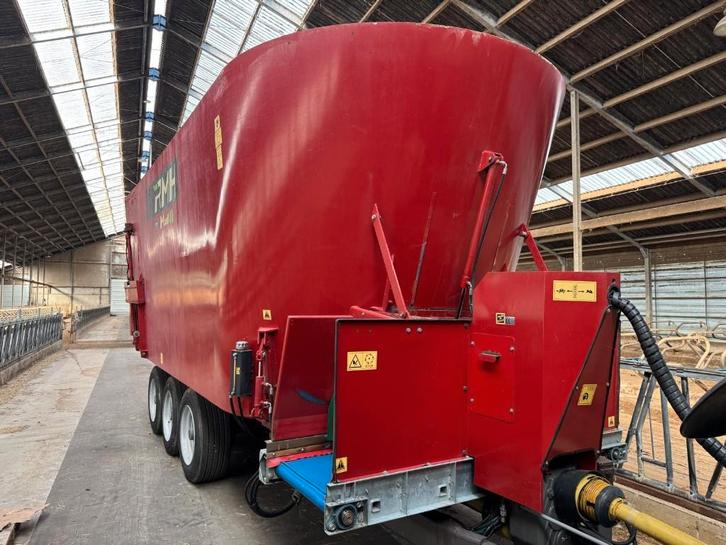 RMH Mixell 40 voermengwagen 40 m³ (Bouwjaar 2016), Zakelijke goederen, Landbouw | Werktuigen, Voertechniek, Ophalen of Verzenden