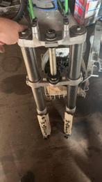 Fourche Yamaha annee 95-96, Ophalen