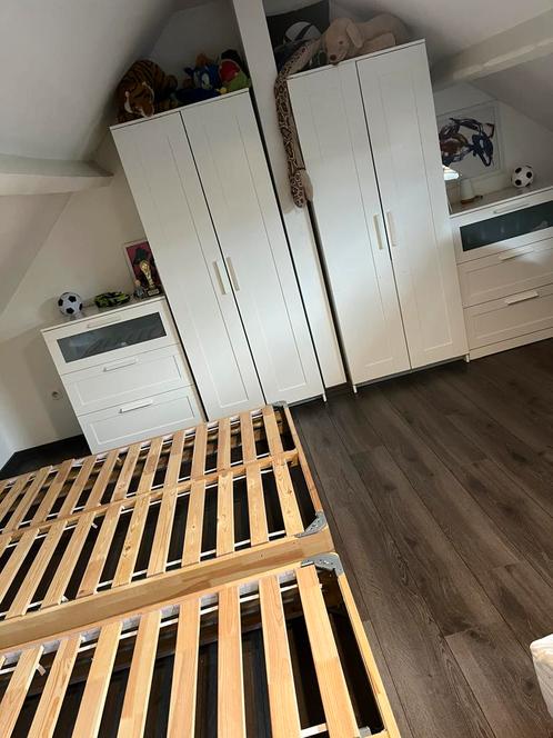 2 complete IKEA-kamers te koop, Huis en Inrichting, Slaapkamer | Bedden, Zo goed als nieuw, 140 cm, Ophalen