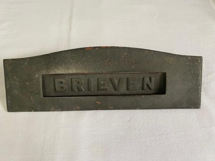 Antiek/vintage koperen brievenbus klep - muurplaat, Tuin en Terras, Brievenbussen, Gebruikt, Brievenbusklep, Overige materialen