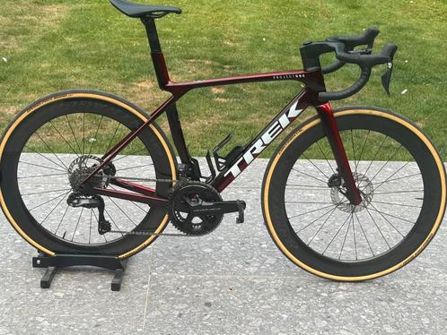 Trek Madone SLR gen 8 2025 maat M, Fietsen en Brommers, Fietsen | Racefietsen, Zo goed als nieuw, Heren, Overige merken, Meer dan 20 versnellingen